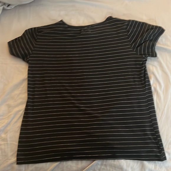 I am selling this cute I hate mondays shirt for anyone who wants it - Picture 2 of 2